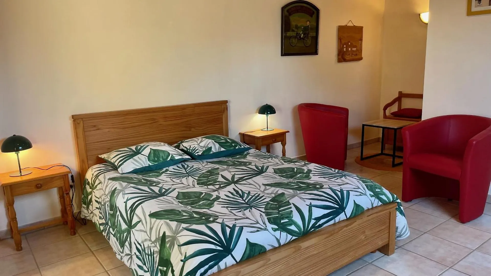 Chambres D'Hotes Les Tilleuls Poullaouen