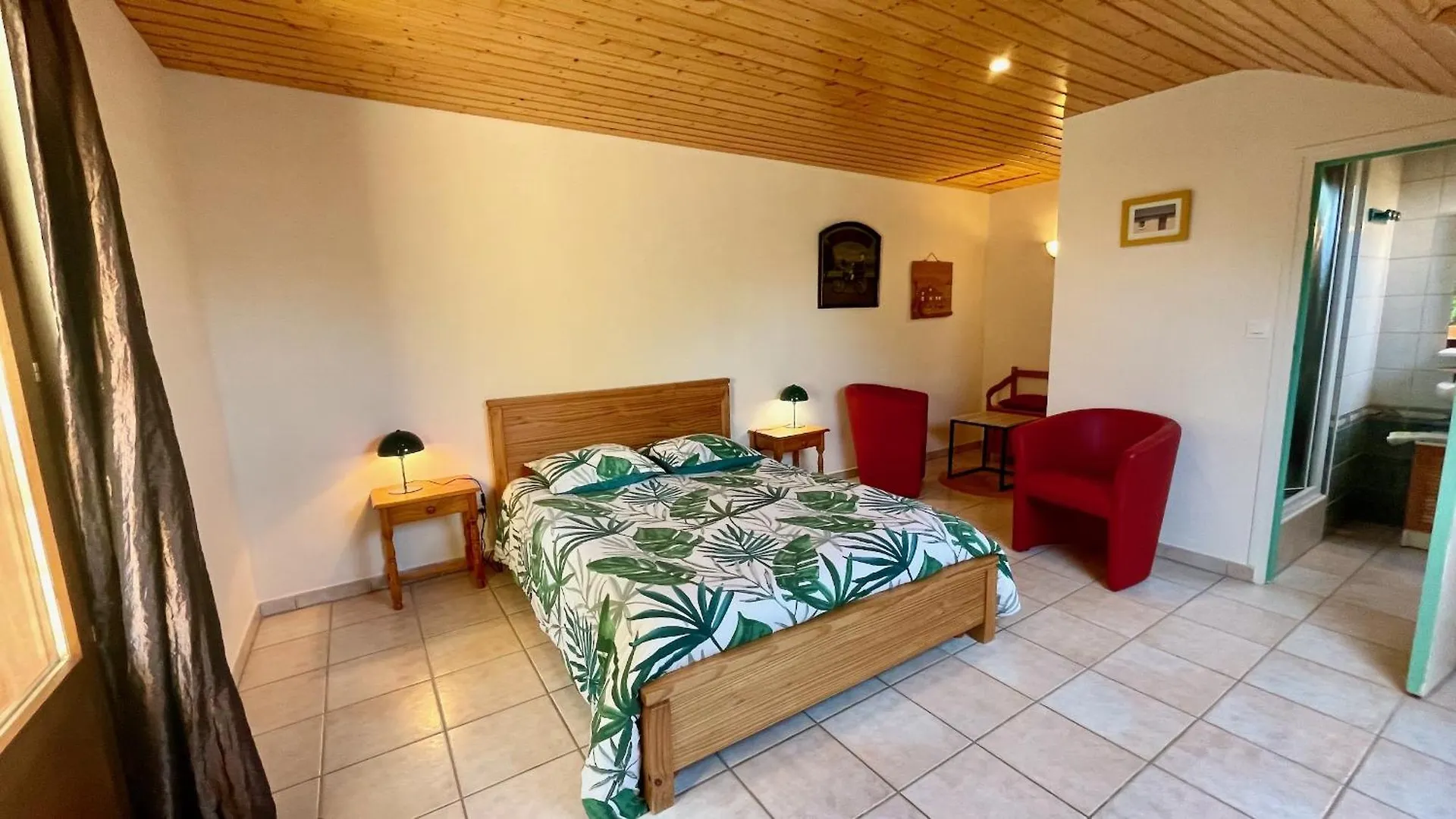 Bed & Breakfast Chambres D'Hotes Les Tilleuls Poullaouen
