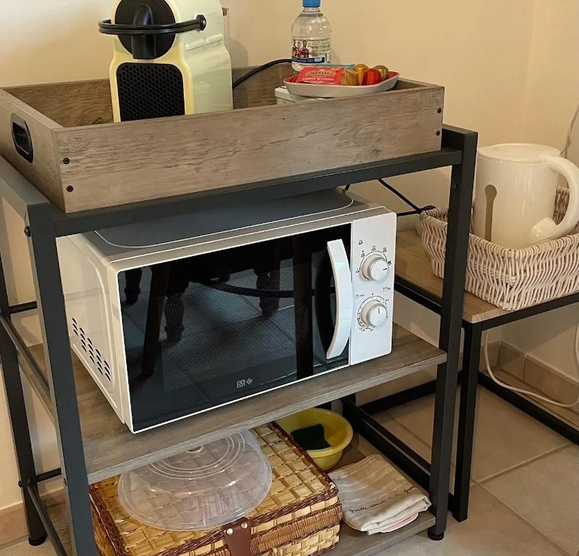 Chambres D'Hotes Les Tilleuls Poullaouen 0*,  France