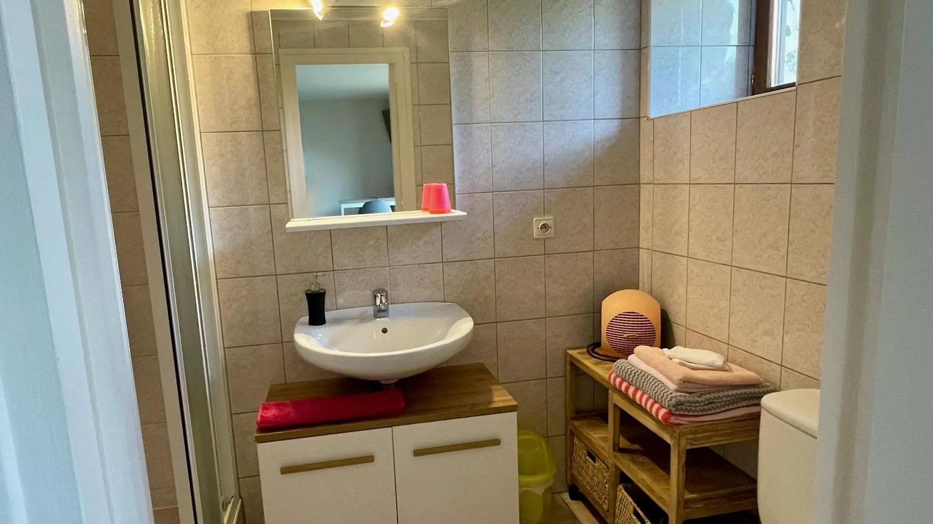 Chambres D'Hotes Les Tilleuls Poullaouen Francja